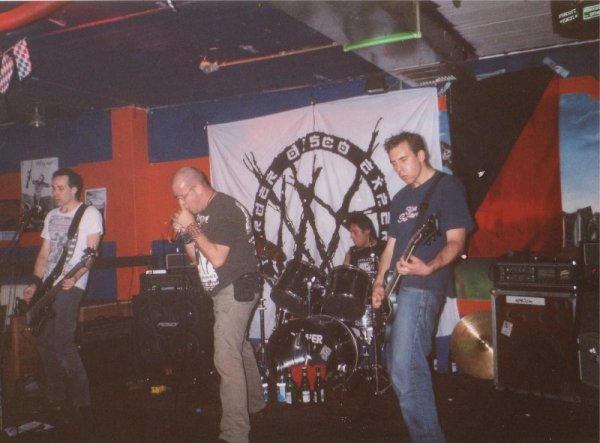 20011201_0001.jpg - click for next picture