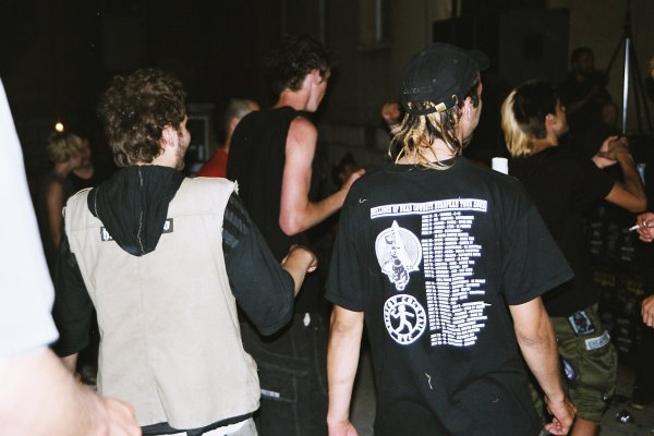 20020803_0033.jpg - click for next picture