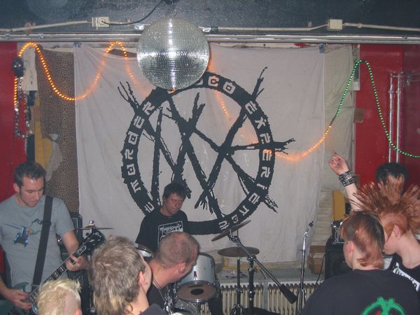 20021211_0017.jpg - click for next picture