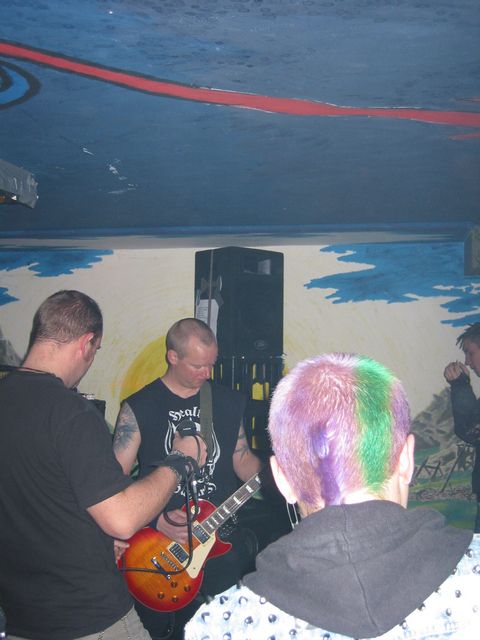 20040326_0001.jpg - click for next picture