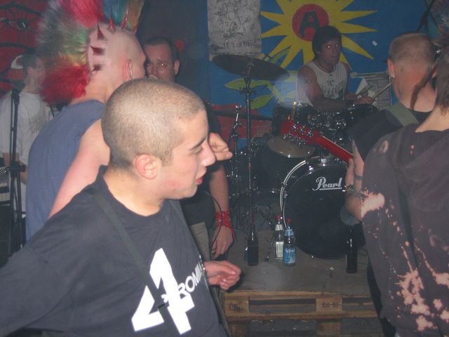 20040326_0022.jpg - click for next picture