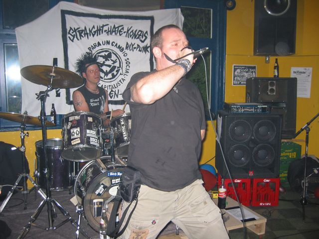 20040513_0008.jpg - click for next picture