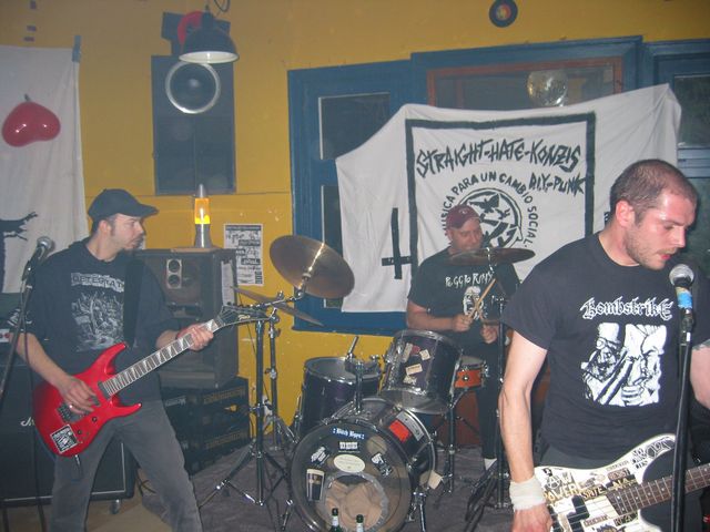 20040513_0025.jpg - click for next picture