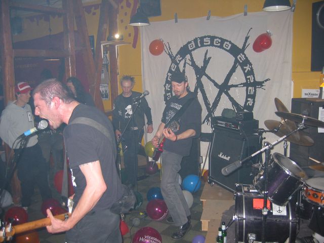 20040513_0041.jpg - click for next picture