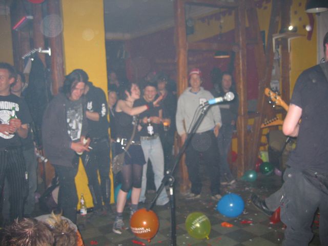 20040513_0048.jpg - click for next picture