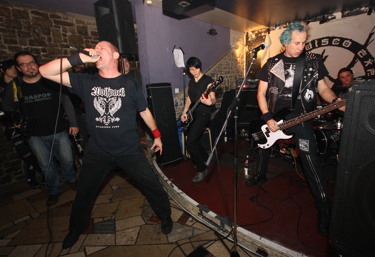 20110107_0021.jpg - click for next picture