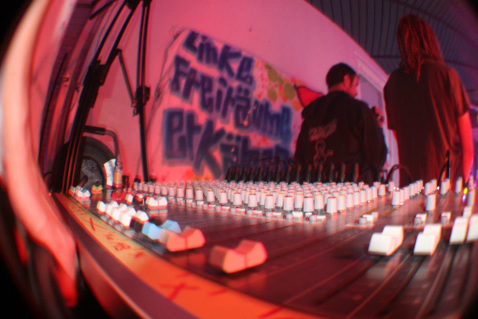 20121124_0012.jpg - click for next picture